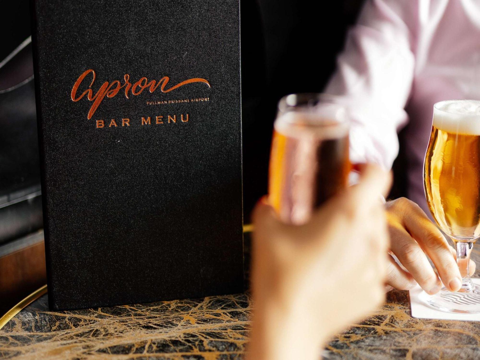 Отель Pullman Brisbane Airport Экстерьер фото A bar menu